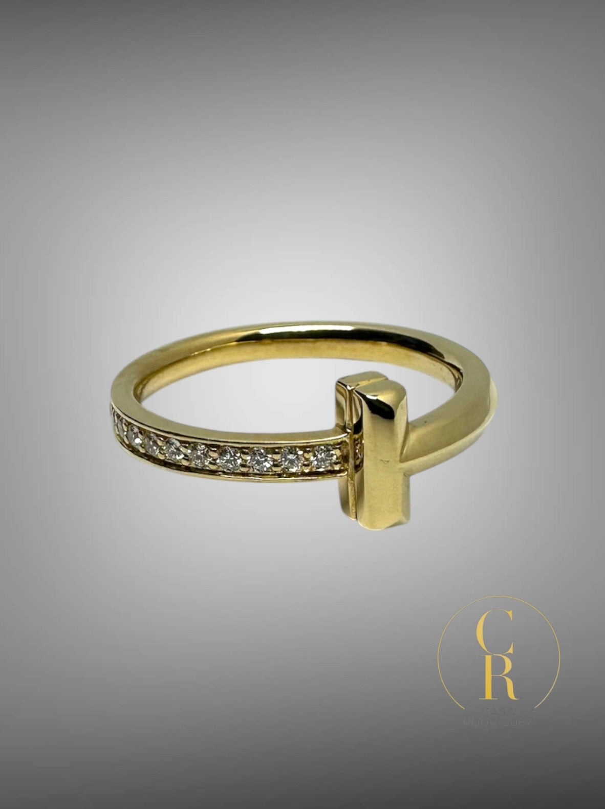Anillo Tiffany & Co. T con Diamantes