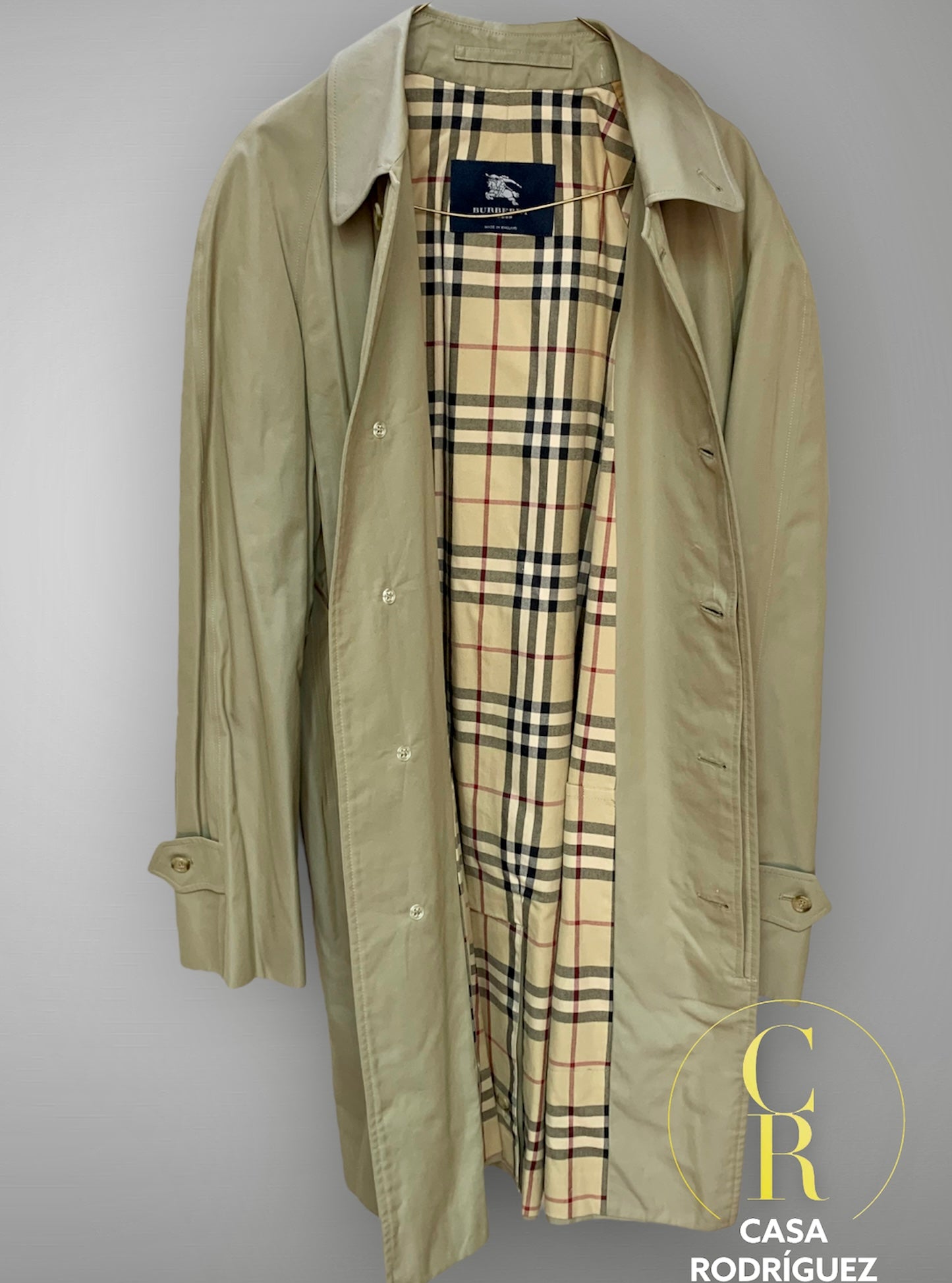 Abrigo Burberry Color Hueso