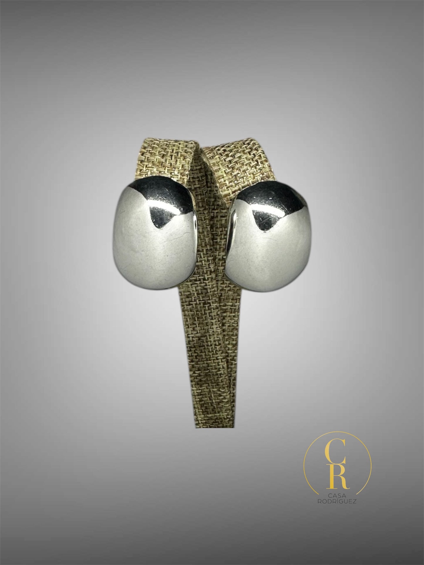 Aretes Tane Media Esfera