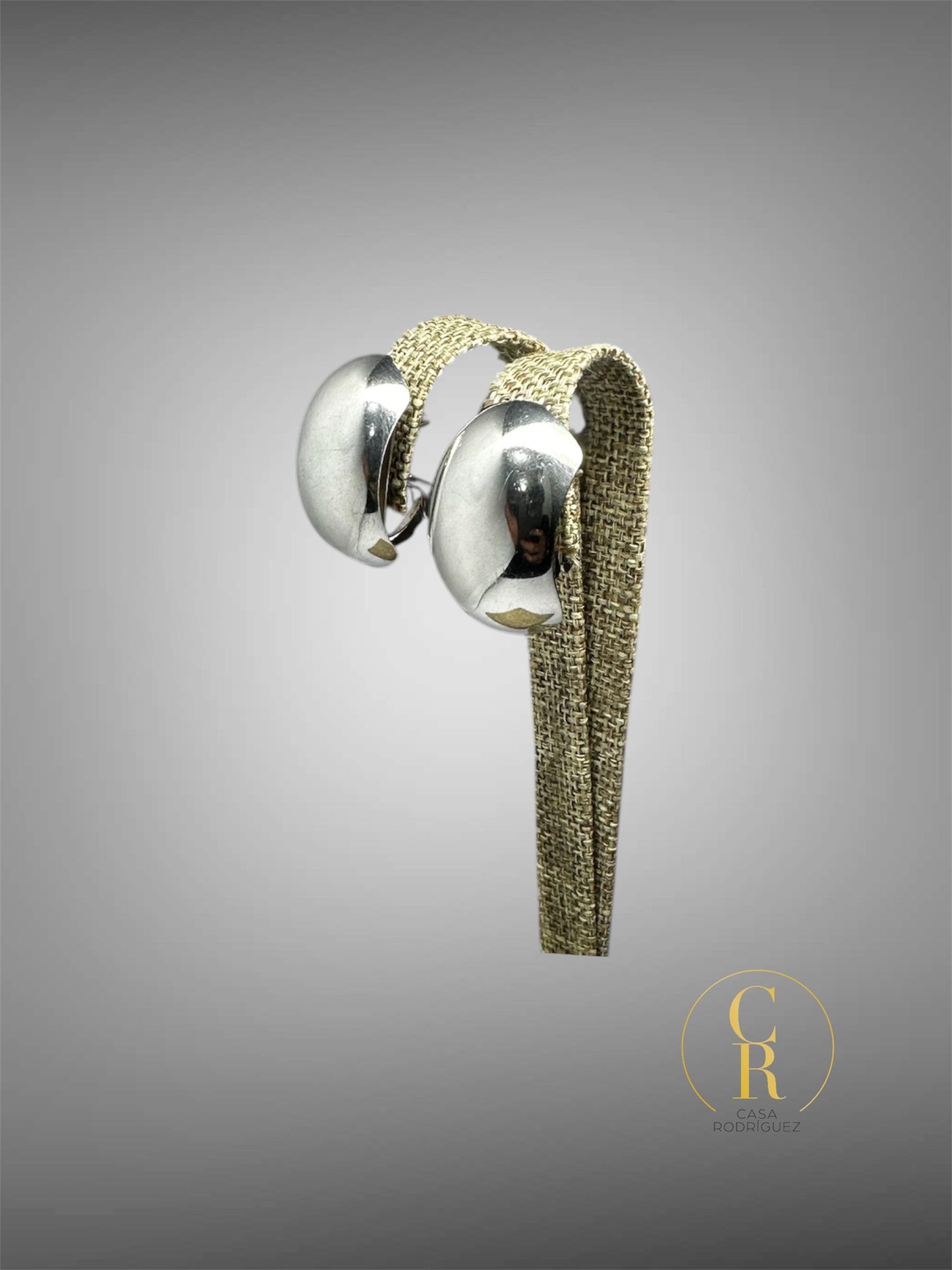Aretes Tane Media Esfera