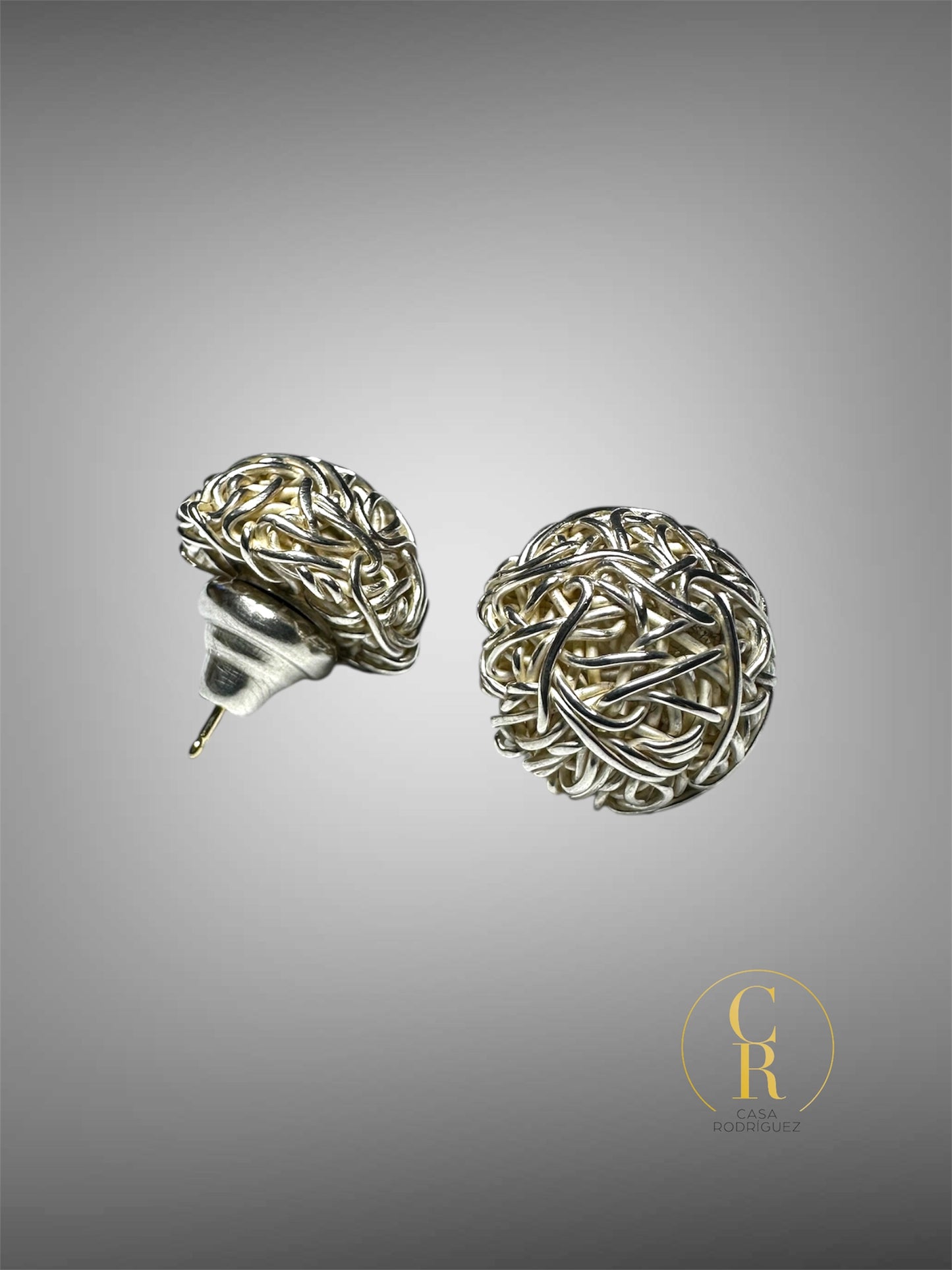 Aretes Tane Nudos