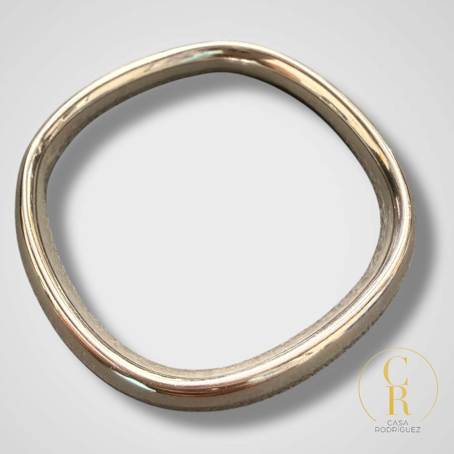 Brazalete tane rígido cuadrado