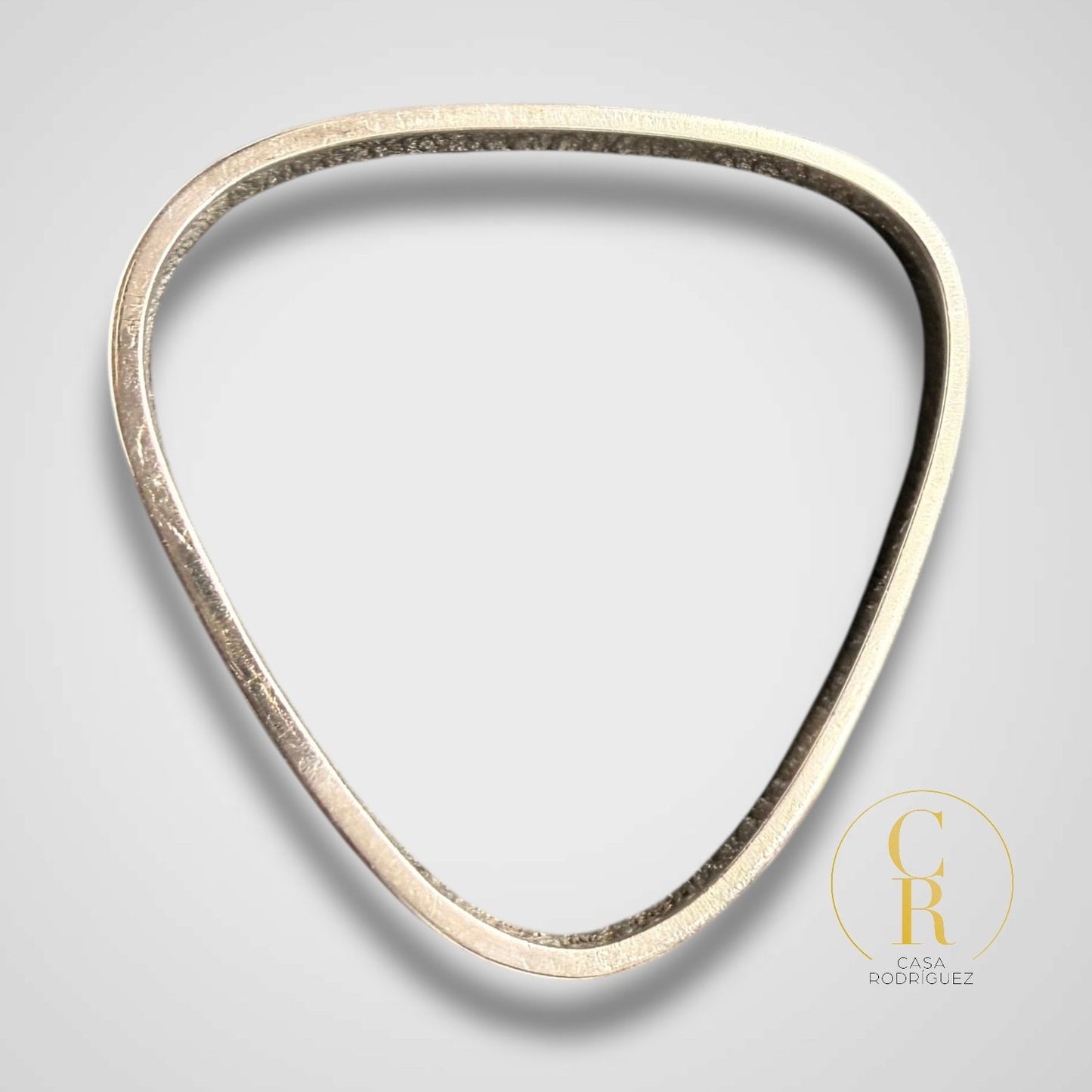 Pulsera Tane Rígida Triangular