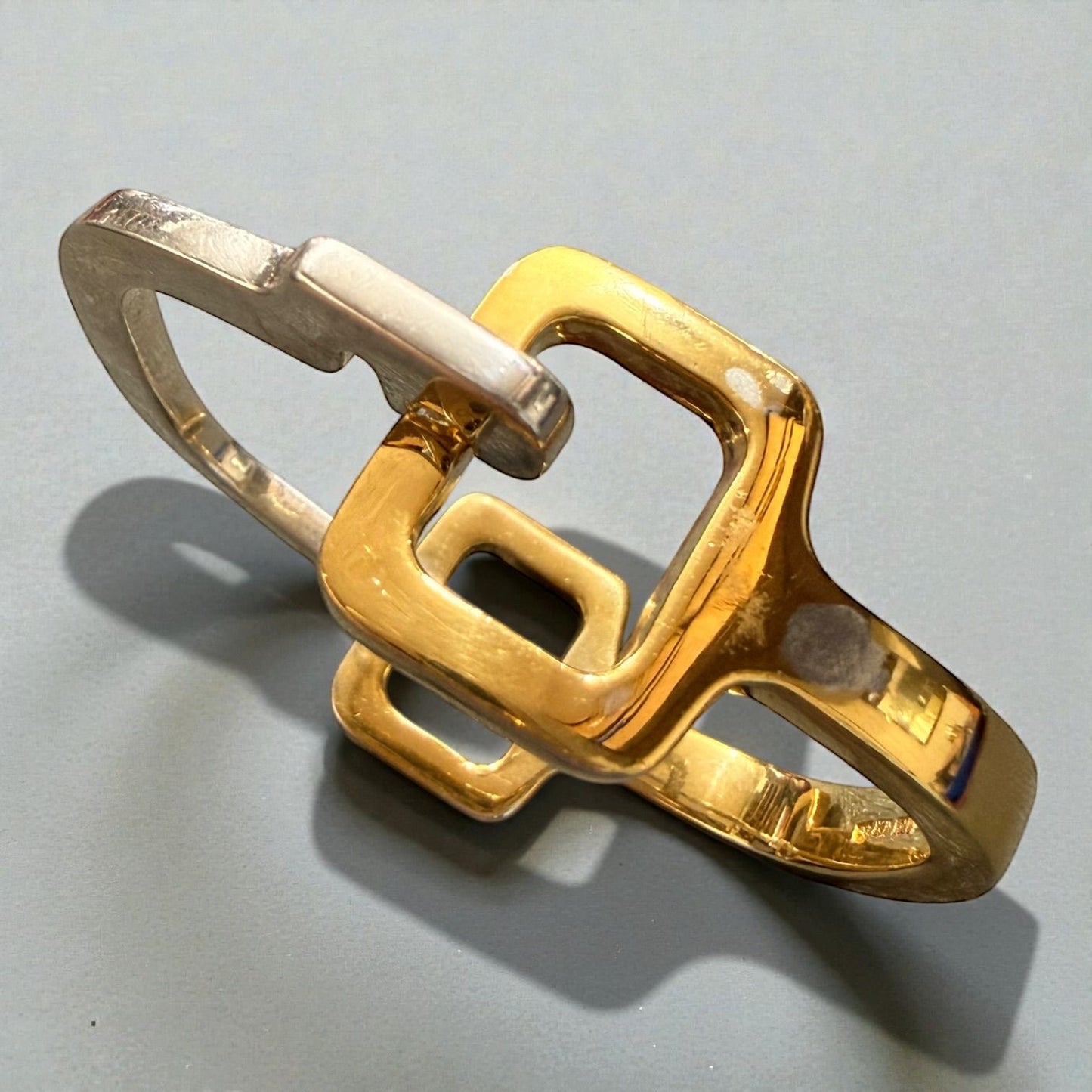Brazalete Rígido Tane Cuadro