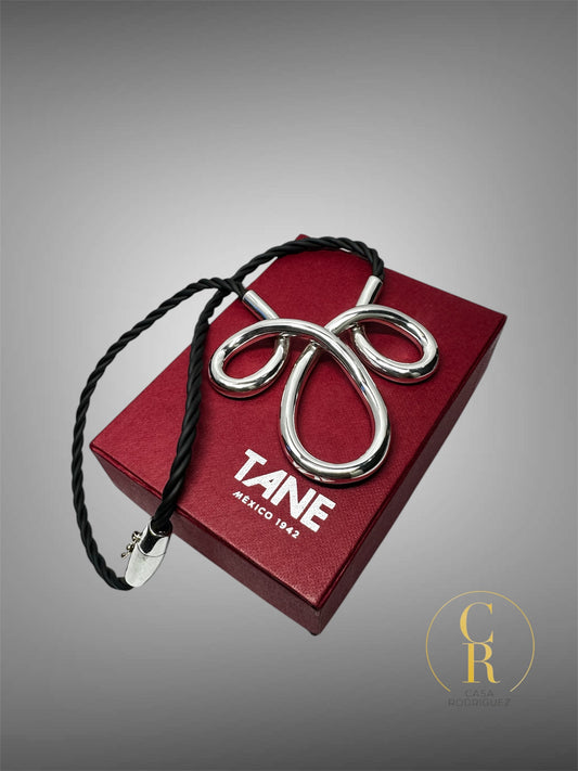 Colar tane Flor Con Caucho