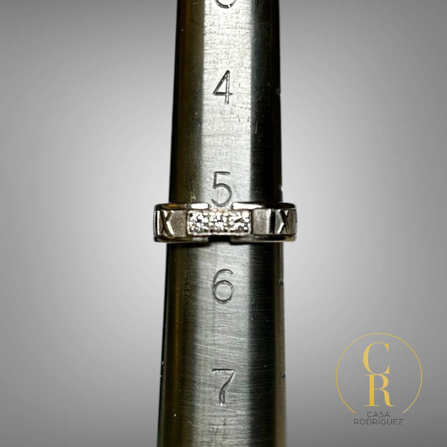 Anillo Tiffany Atlas 1955 con 3 Diamantes.