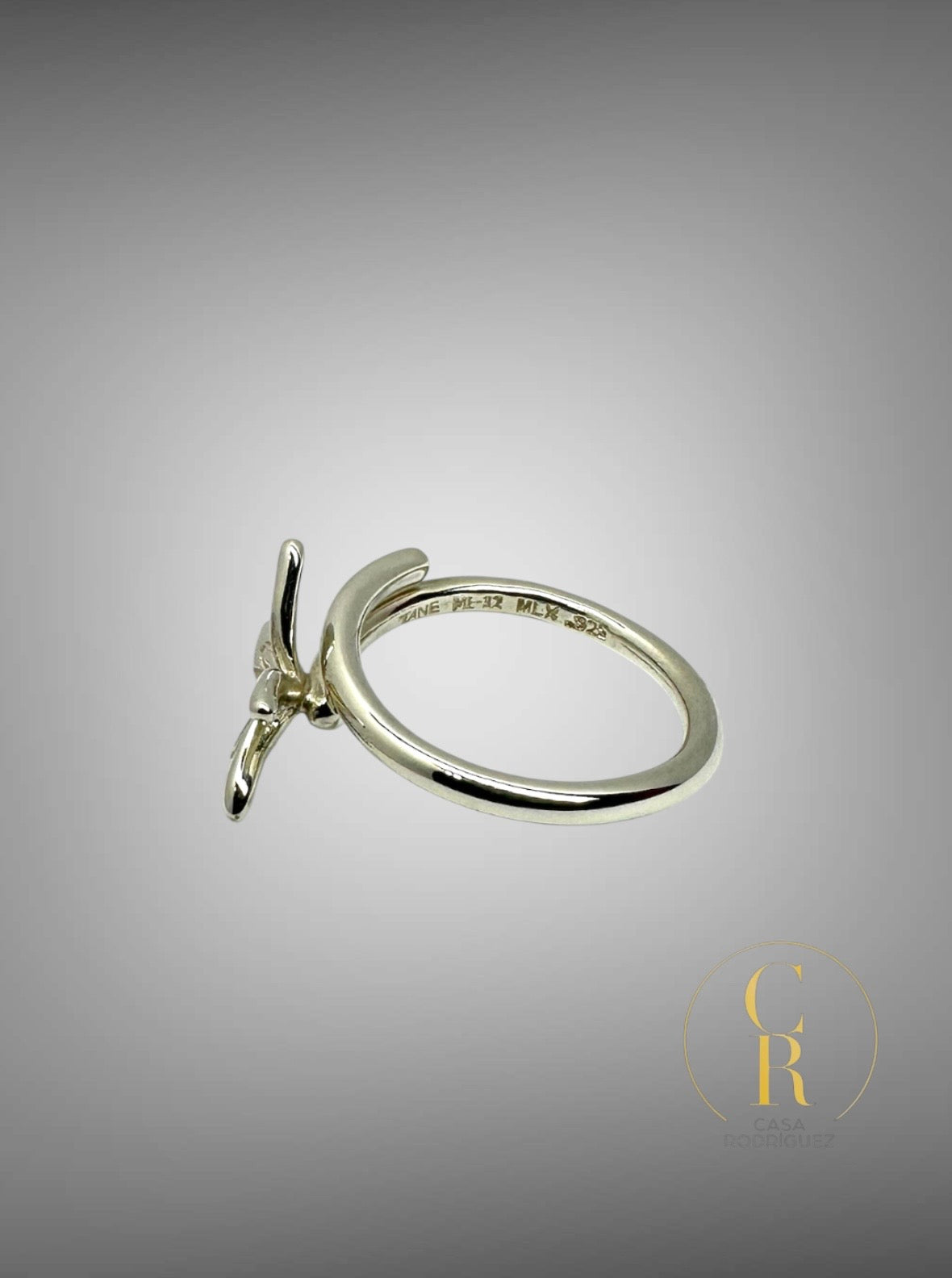 Anillo Tane Estrella