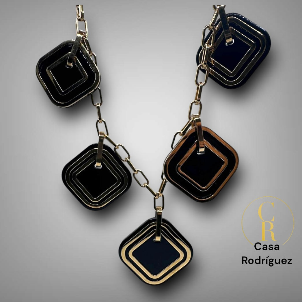 Collar Tori Burch