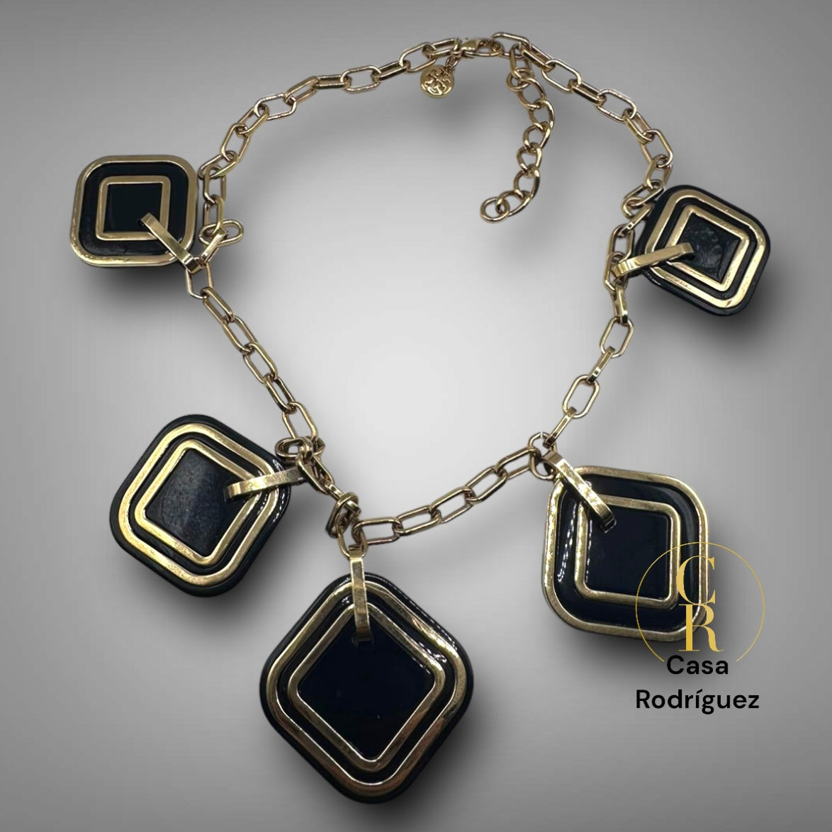 Collar Tori Burch