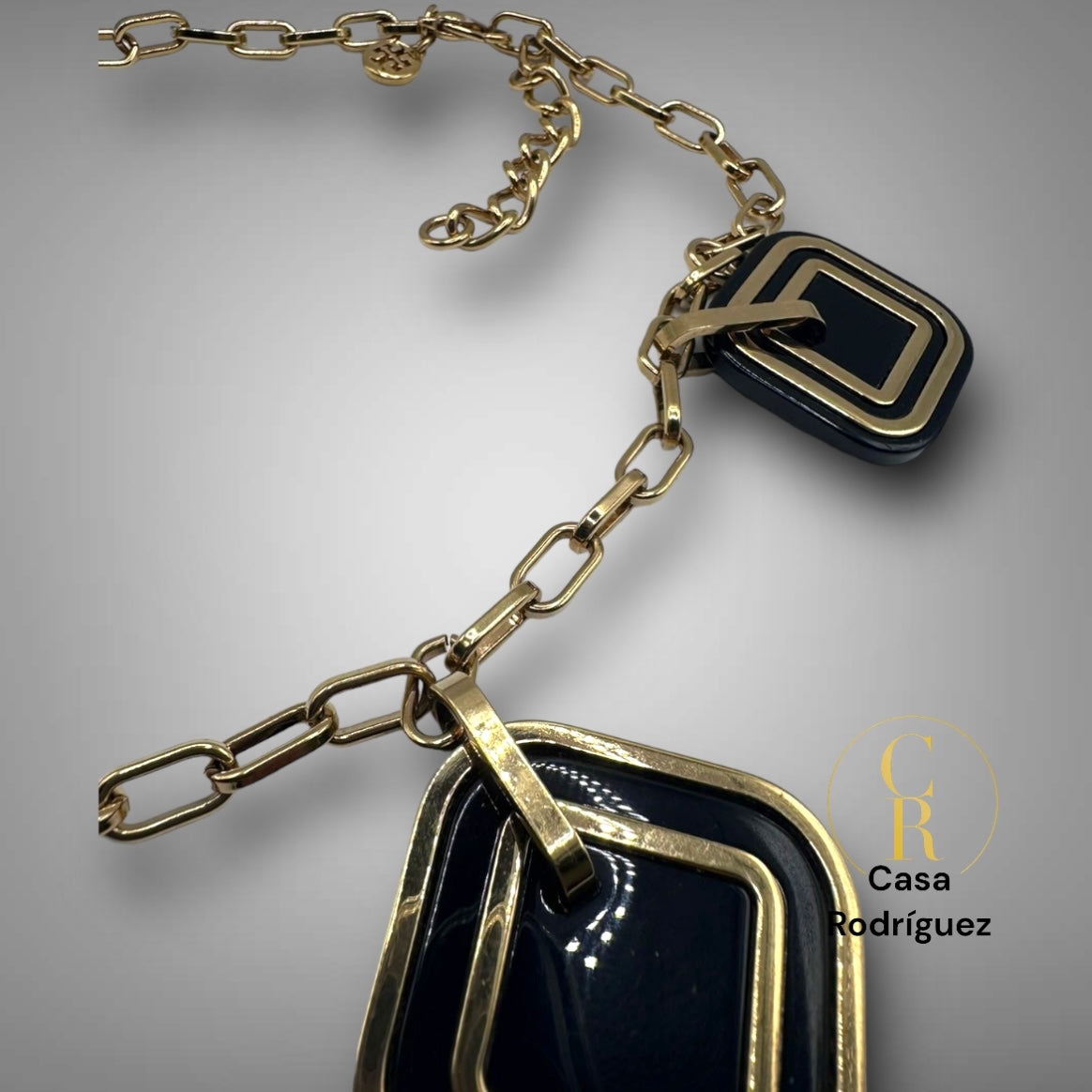 Collar Tori Burch