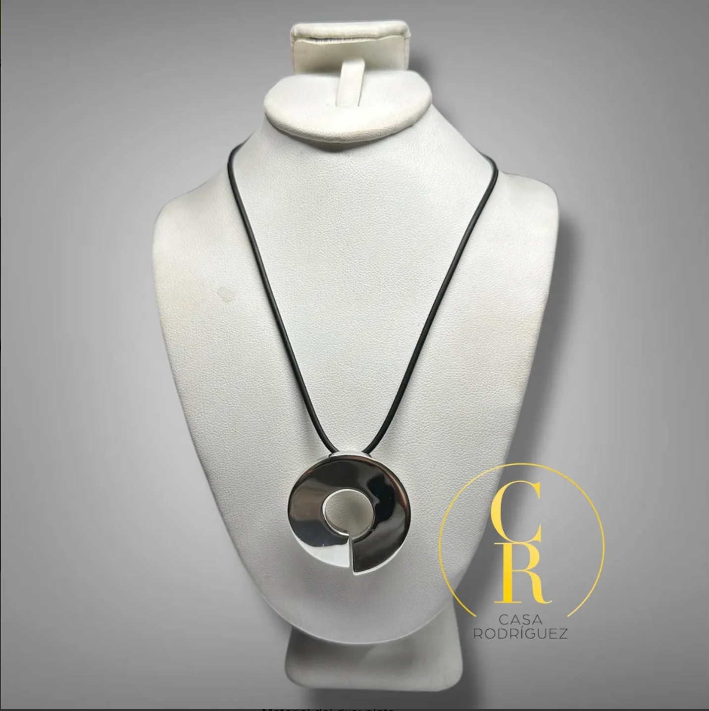Collar Tane Circulo Abierto