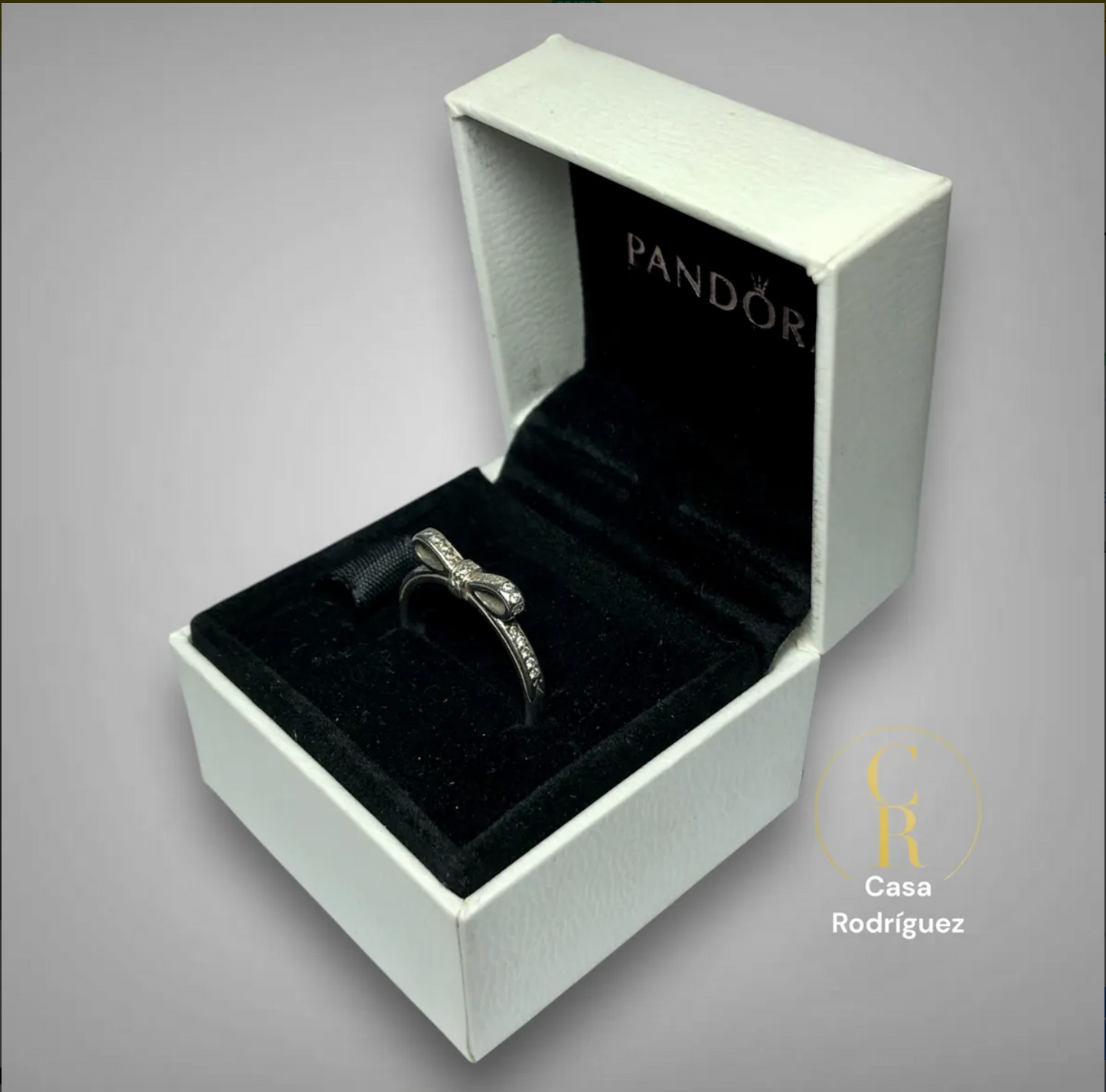 Anillo Pandora Moño