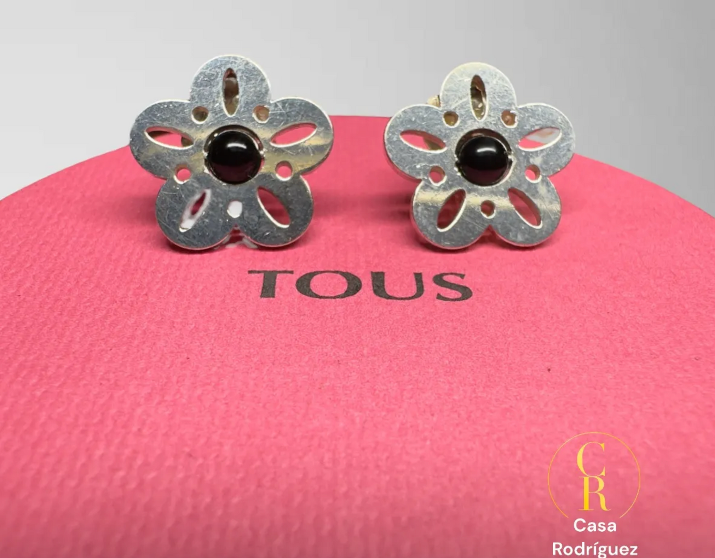 Aretes Tous Flor Piedra Negra