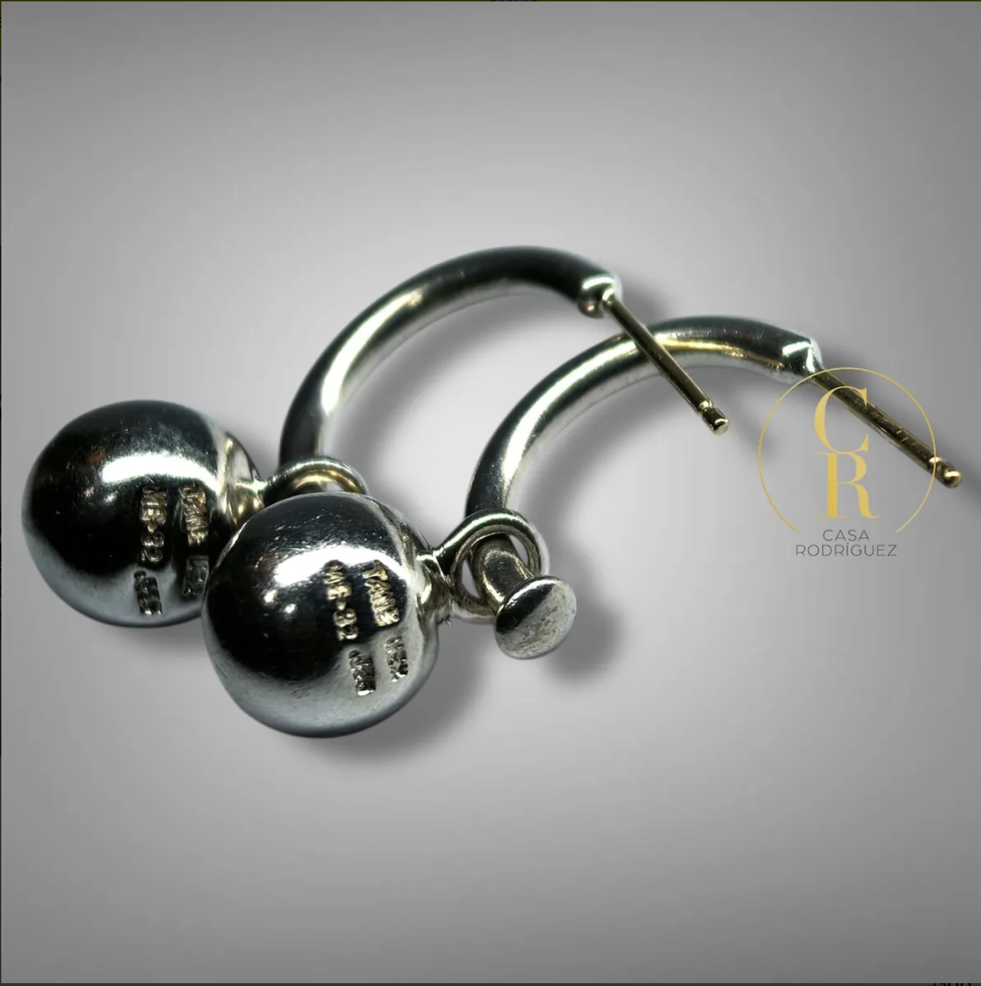 Aretes Tane Colgantes Esfera