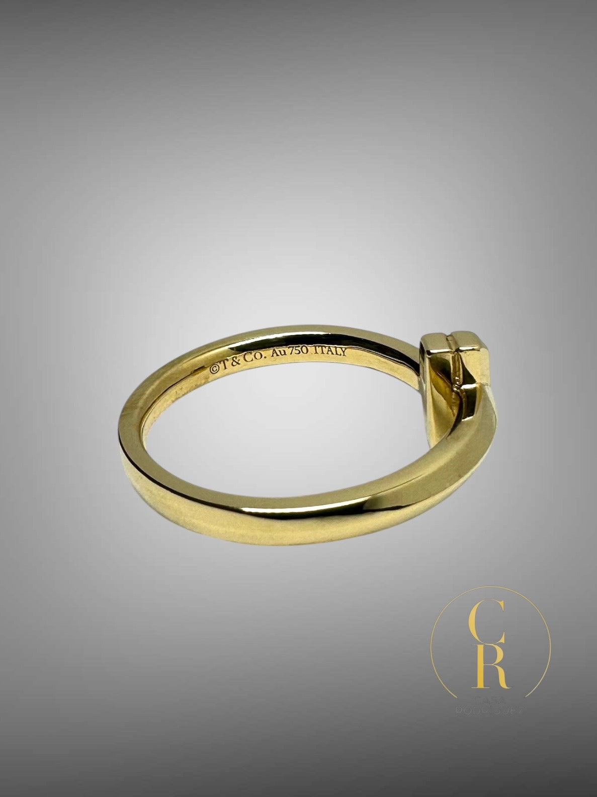 Anillo Tiffany & Co. T con Diamantes